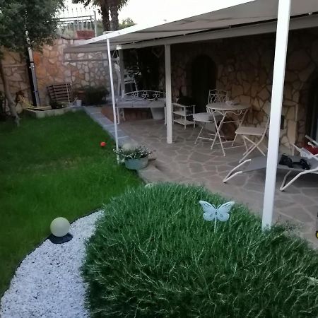 Casa In Collina "La Farfalla" ริปาร์เบลลา ภายนอก รูปภาพ