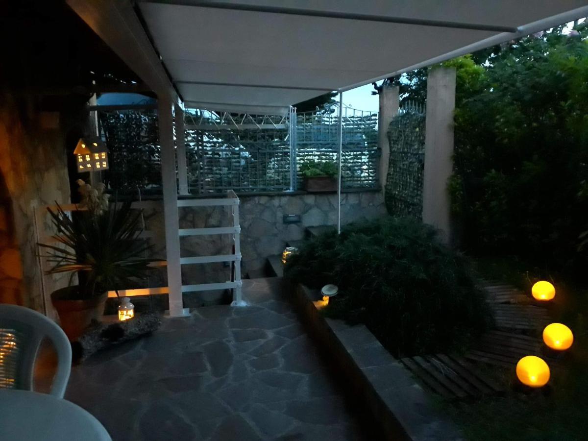Casa In Collina "La Farfalla" ริปาร์เบลลา ภายนอก รูปภาพ